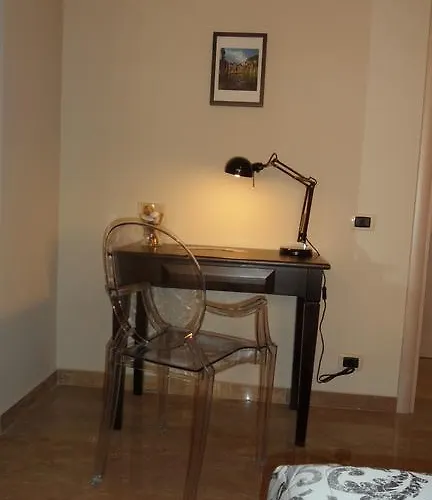 Gemelli Pensión 3*
